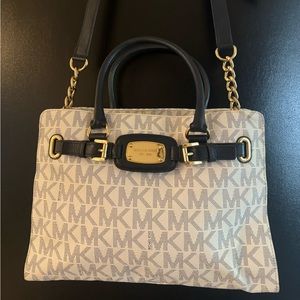 Michael Kors Hamilton Large MK Signature East West Tote 35F0GHMT3B